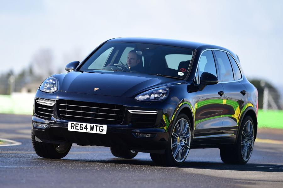  Porsche Cayenne Turbo 2014 года  (UK) (фото 4 из 8)